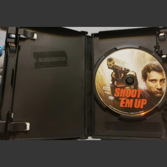 Shoot 'Em Up (DVD, 2007) - Picture 2 of 4